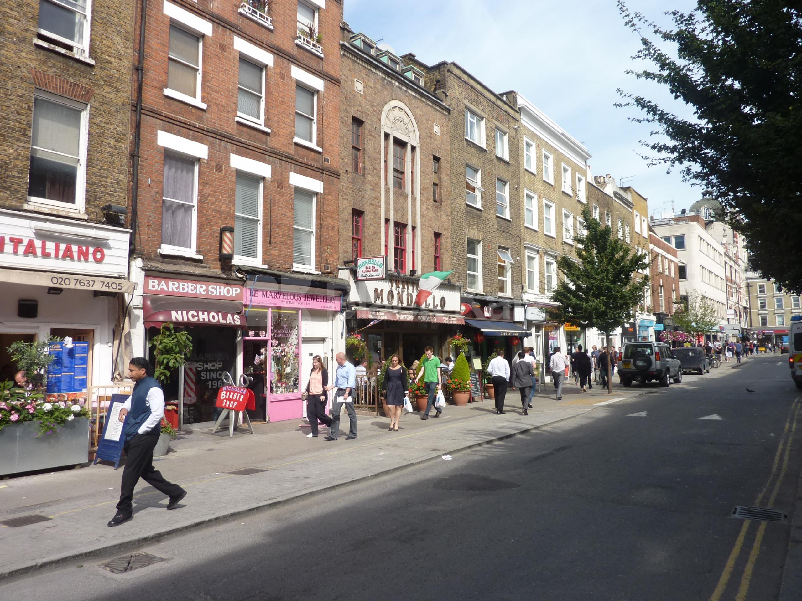 			INCLUSIVE OF BILLS!!, 1 Bedroom, 1 bath, 1 reception Flat			 Goodge Street, TOTTENHAM COURT ROAD  W1T